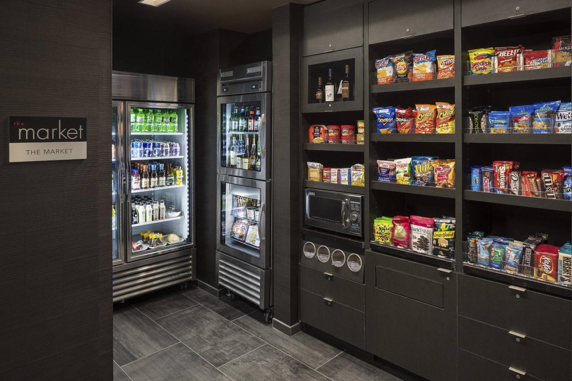 Courtyard By Marriott Seattle Northgate Hotel Bagian luar foto