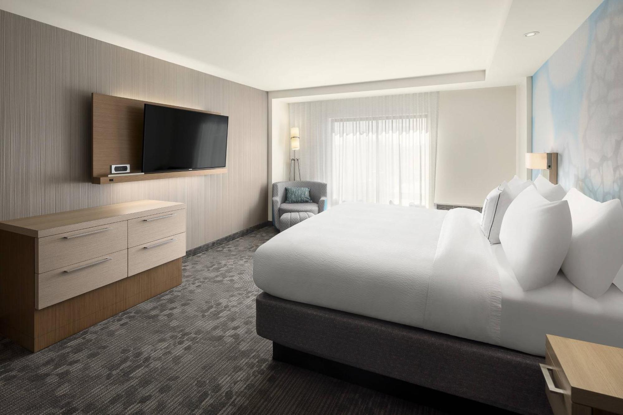 Courtyard By Marriott Seattle Northgate Hotel Bagian luar foto