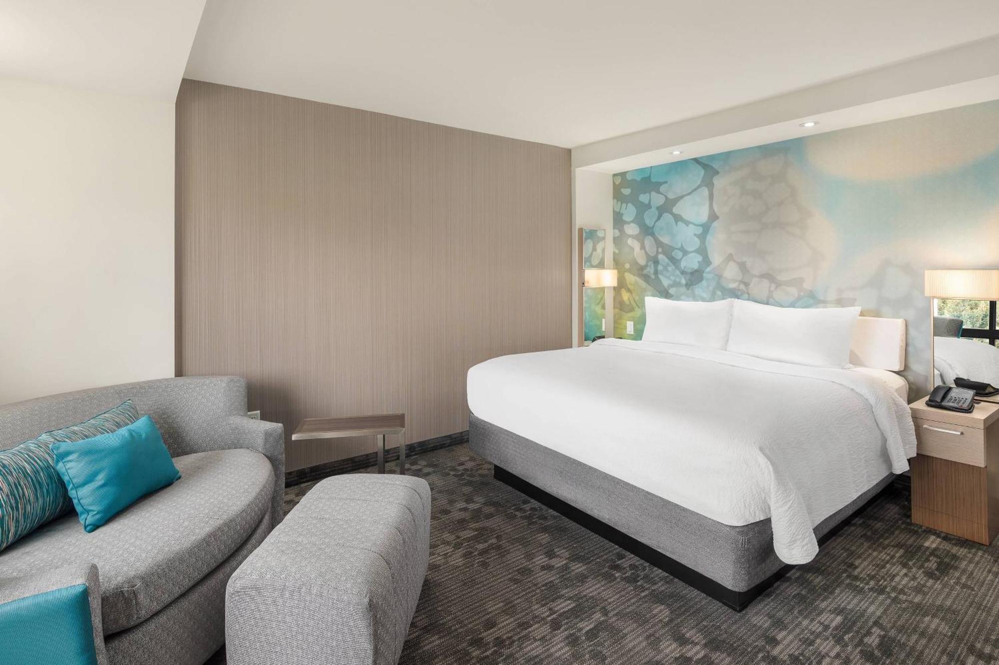 Courtyard By Marriott Seattle Northgate Hotel Bagian luar foto